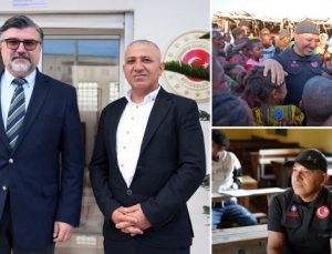 Alıkonulan Türk insani yardım vazifelisi teşekkür için Büyükelçilikte