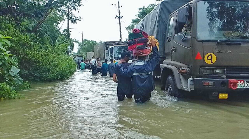 Bangladeş’te yaşanan büyük selden 4 buçuk milyon kişi etkilendi: İHH acil yardım çalışması başlattı