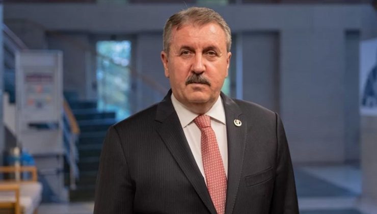 Bu da Mustafa Destici’nin gündemi: ‘Türk milliyetçisi olan bir insan LGBT’yi olağan görebilir mi?’