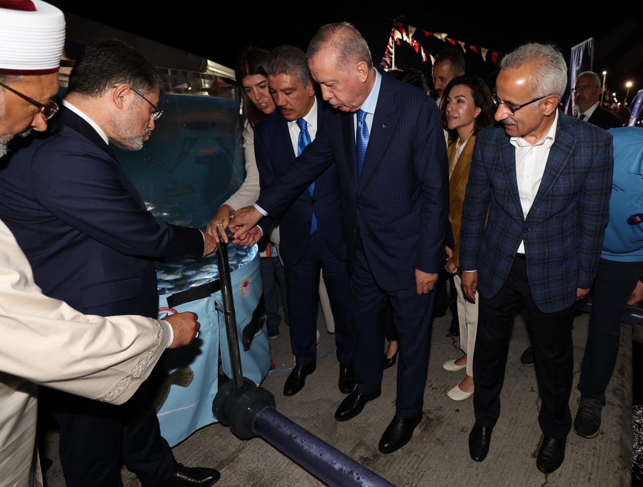 Cumhurbaşkanı Erdoğan'dan değerli ikaz: Bu hususta çok önemli eksiklerimiz bulunuyor