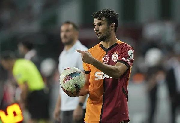 Galatasaray'da büyük yaprak dökümü! 7 ismi bileti kesildi