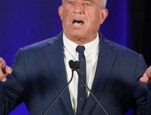 Kennedy: Ukrayna ile Rusya barışını Biden engelledi