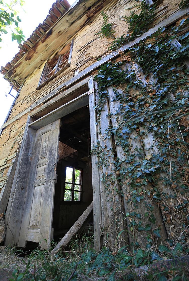Sakarya'da asırlık cami, onarımla ibadete açılacak