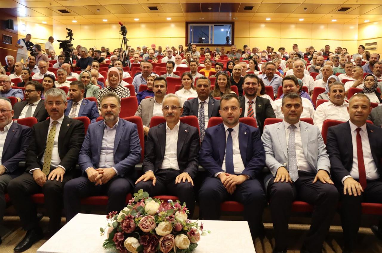 Ulaşım ve irtibat altyapısına dev yatırım! Bakan Uraloğlu duyurdu