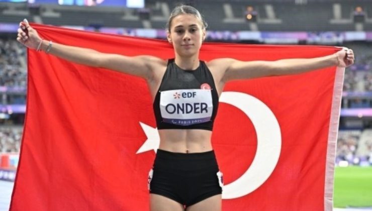 Aysel Lider, Paris’te gümüş madalya kazandı!