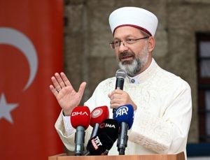 Diyanet İşleri Başkanı Erbaş: Gençlerimize, çocuklarımıza, jenerasyonumuza rol model olacağız