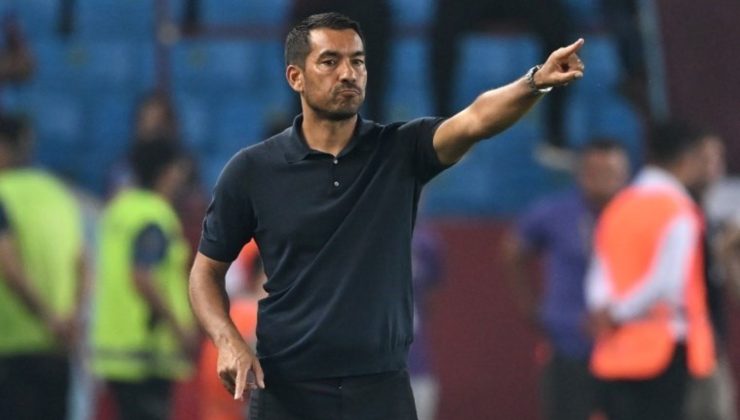 Giovanni van Bronckhorst’tan flaş kelamlar: ‘Savunma hamleden daha kolay’