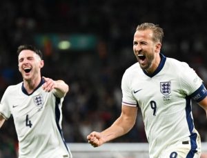 Harry Kane tarihe geçti, İngiltere rahat kazandı