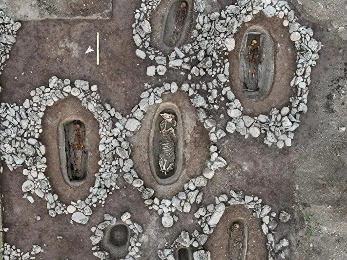 Hayvanat bahçesinin altında 2 bin yıllık mezarlar bulundu: Ülkenin engin tarihine ışık tutan kıymetli bulgular içeriyor