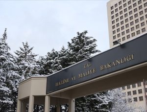 Hazine düzenlediği tahvil ihalesinde 16 milyar lira borçlandı