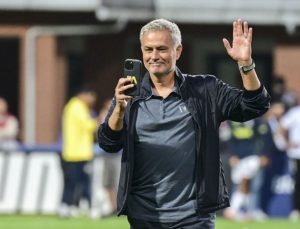 Jose Mourinho’dan maç sonu flaş kelamlar: Okan Buruk açıklaması!
