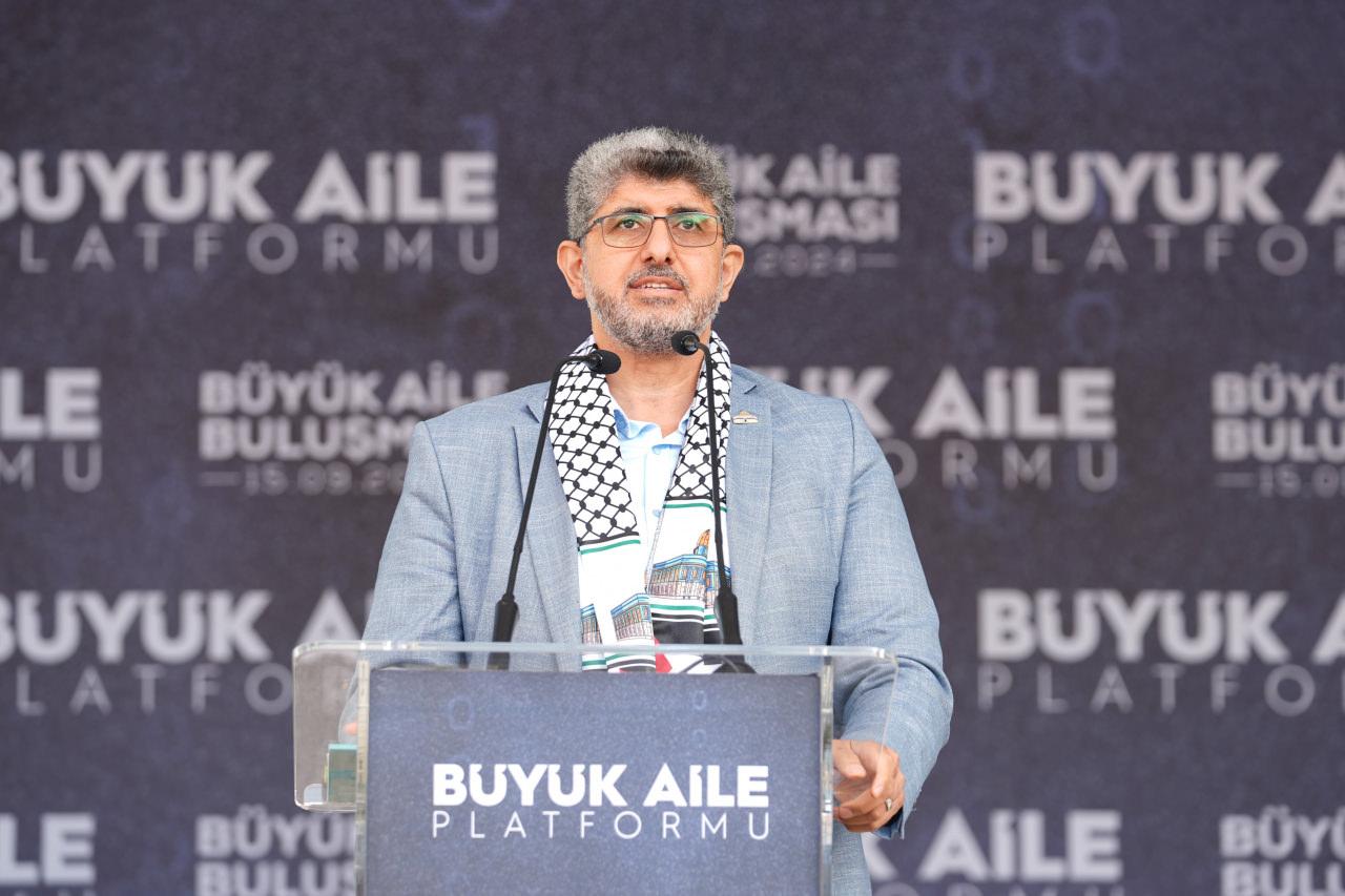 LGBT baronlarına şok! 'Büyük Aile Buluşması'nda çarpıcı kelamlar