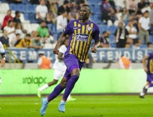 Mame Thiam’dan Arda Turan’a övgü! ‘Çok parlak bir geleceği var’