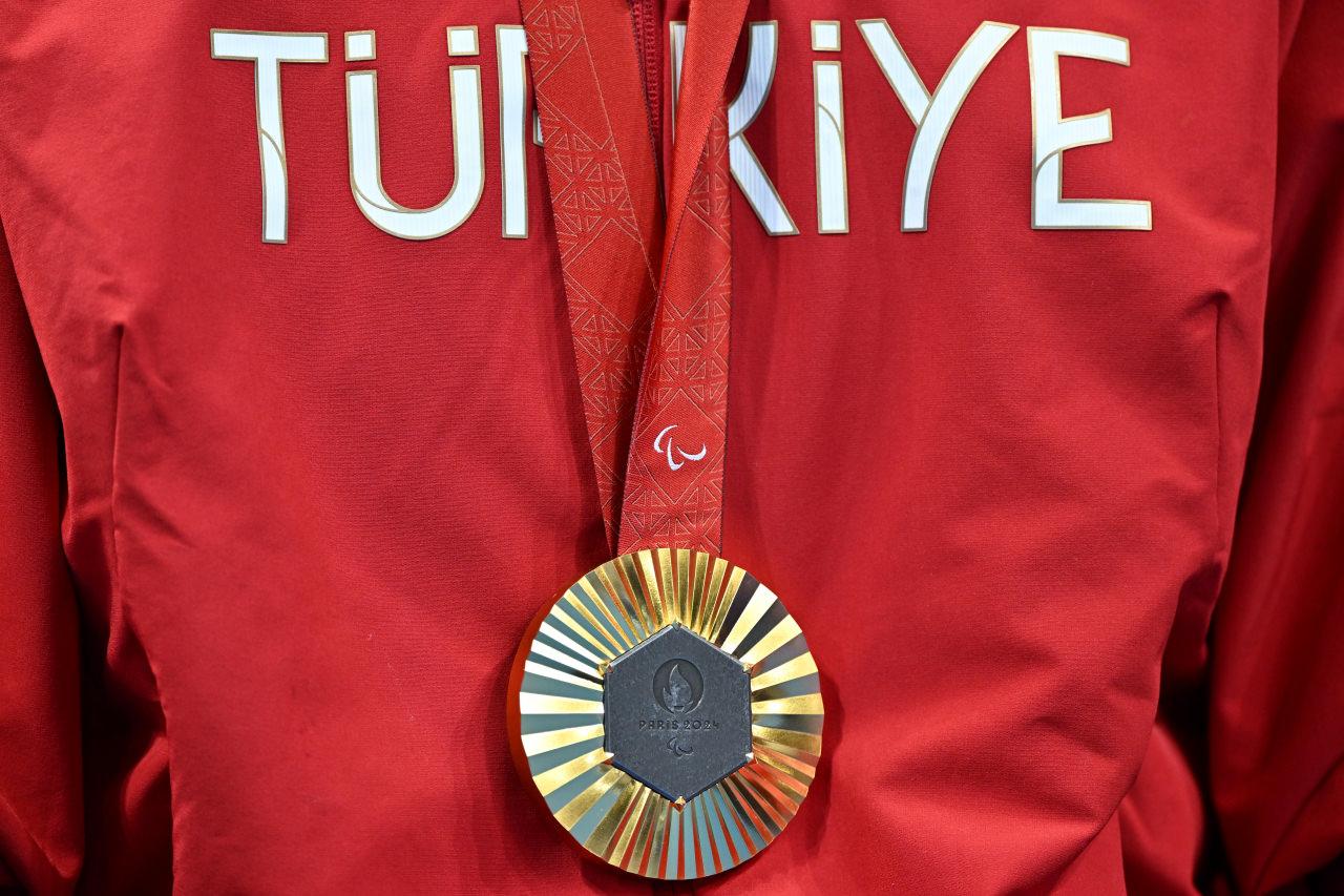 Paris 2024'e Türkiye damgası! Millilerimizden 28 madalya