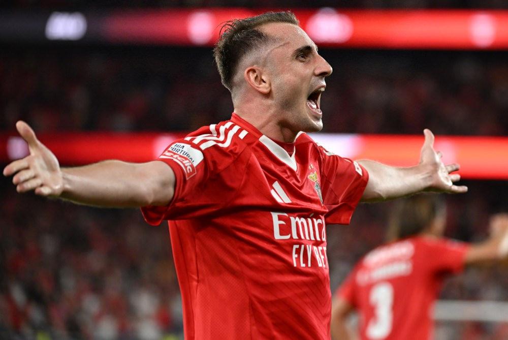 Terim'den büyük övgü! "Avrupa'nın en düzgün kanat oyuncularından biri"