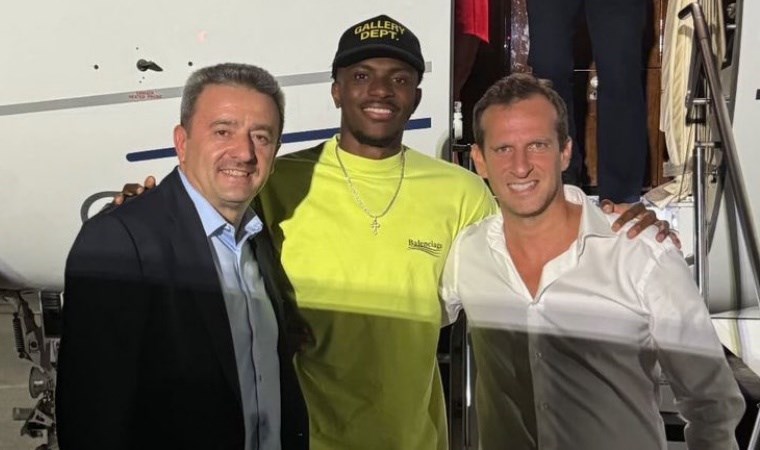 Victor Osimhen Galatasaray için İstanbul'a geldi: İşte Nijeryalı golcünün birinci sözleri!