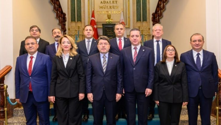 Adalet Bakanı Yılmaz Tunç’tan Türkiye Barolar Birliği’ne Ziyaret