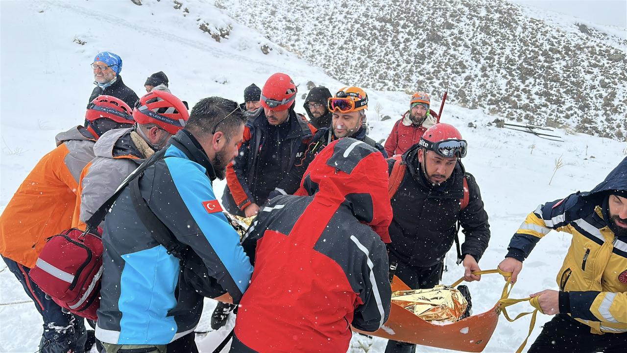 Hasan Dağı'nda kötüleşen dağcı kurtarıldı! AFAD'dan açıklama