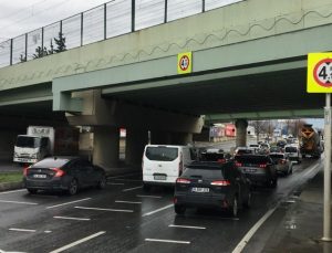 İBB, Bakırköy Alt Geçidinde Yüksek Tonajlı Araç Kazalarını Önlemek İçin Çalışmalara Başladı