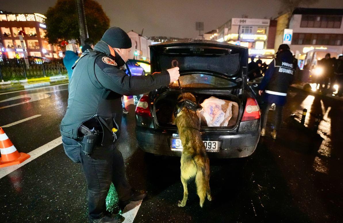 İstanbul'da yılbaşı gecesi vazife alacak polis sayısı aşikâr oldu