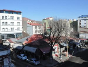 Kars’ta Kira Fiyatları Uçtu: Öğrenciler ve Memurlar Zor Durumda