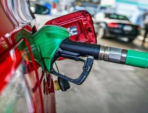 Akaryakıtta fiyatlar tekrar değişti! Bu defa artırım değil, indirim geldi