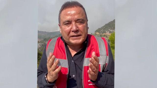 Arşivler palavra söylemez! Los Angeles yangında sessiz kalan Help Turkeyciler