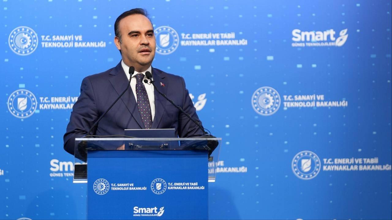 Bakan Kacır: Türkiye, güneş paneli üretiminde Avrupa'da önder pozisyonda