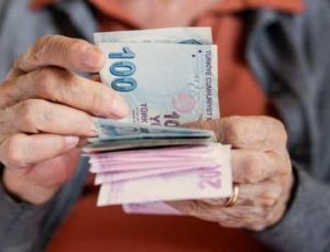 En düşük emekli aylığını düzenleyen yasa teklifi kabul edildi