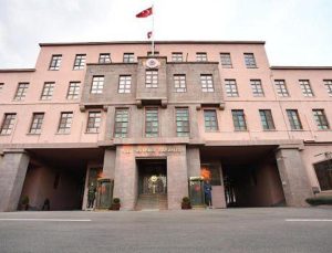 MSÜ’den olaylı diploma merasimi manzaralarıyla ilgili argümanlara yanıt!