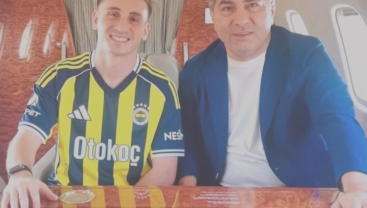 Kerem Aktürkoğlu Fenerbahçe formasını giydi