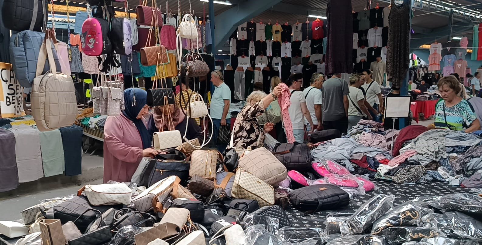 1 Bulgar levası 25 liraya dayandı: Edirne pazarını Türk vatandaşı değil tekrar Bulgarlar doldurdu