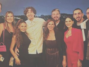 12 Dev Adam Bebek’te kutlama yaptı