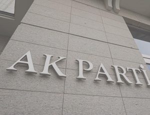 AKP’nin basın danışmanına saldırı