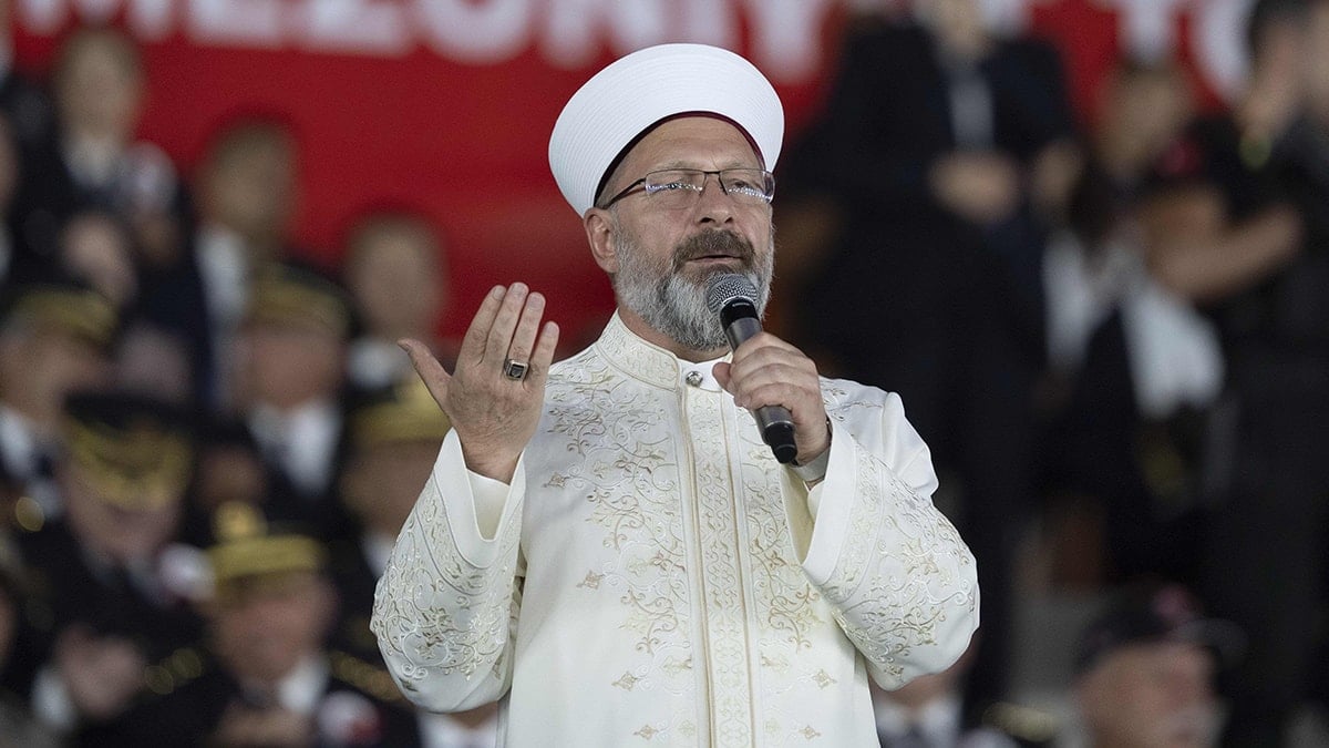 Ali Erbaş’ın Görev Süreci ve Ailesinin Kamuya Yansıyan Görünümü: Lüks Yaşamlar ve Tartışmalar