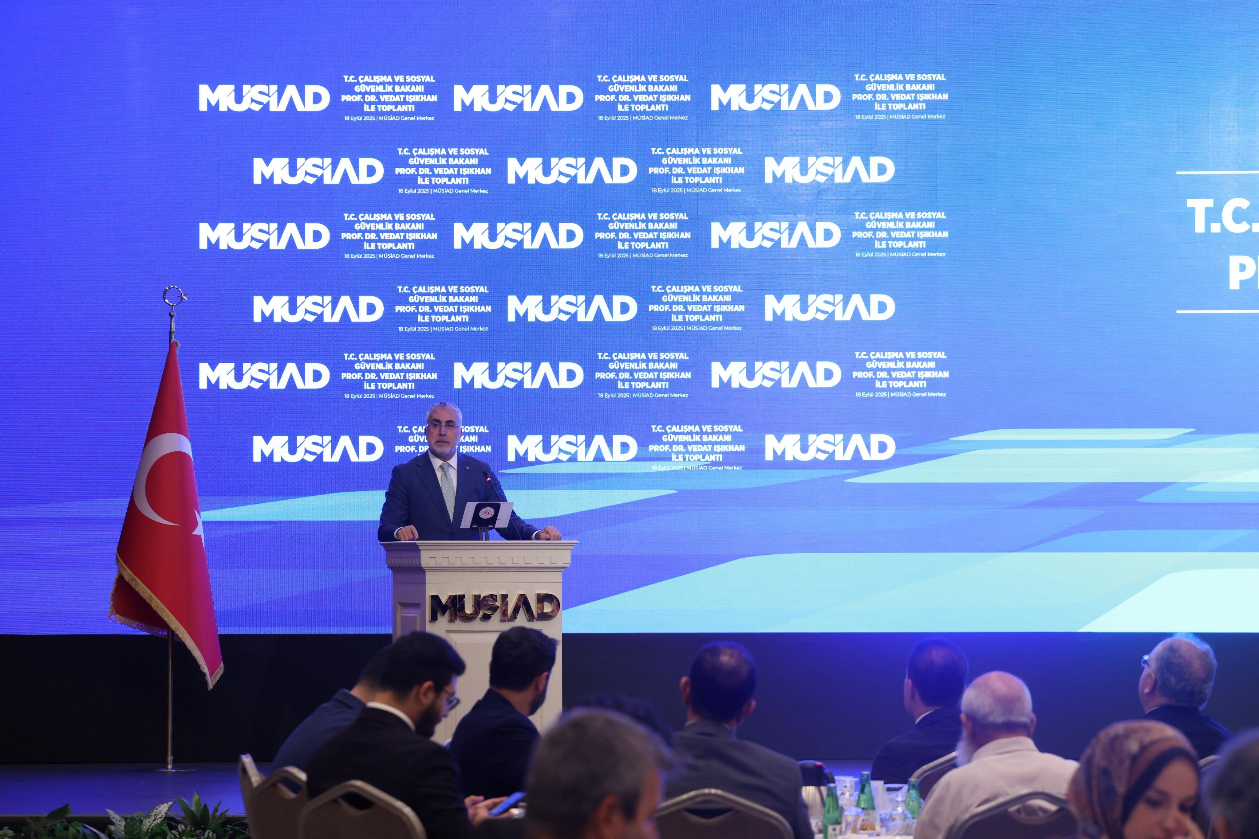 Bakan Işıkhan, MÜSİAD toplantısı'na katıldı
