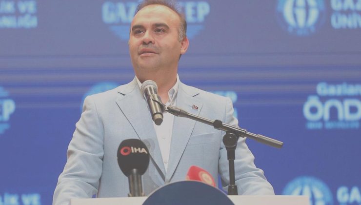 Bakan Kacır: Ay’a uzay aracı göndereceğiz