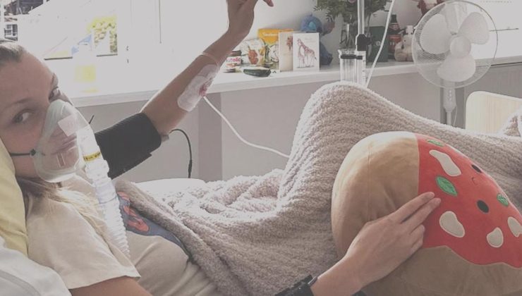 Bella Hadid Lyme hastalığıyla gayretini paylaştı