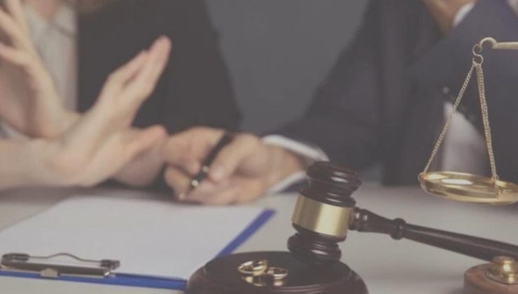 Boşanan bayanın 300 gün  beklemesi kalkıyor mu? Bayanların gözü kulağı bugün AYM’de