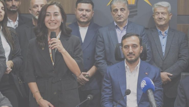 CHP’den AKP’ye geçen Hasret Vural Gürzel: Daveti seve seve kabul ettik
