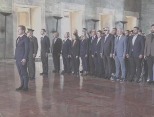 CHP’den harika kurultay öncesi Ata’ya ziyaret