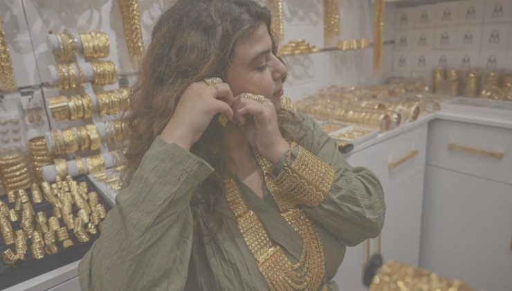 Düğünlerde yeni moda: Gelinleri altın yerine imitasyon süslüyor