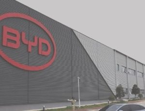 Dünyanın en zenginlerinden Buffett tüm BYD paylarını elden çıkardı