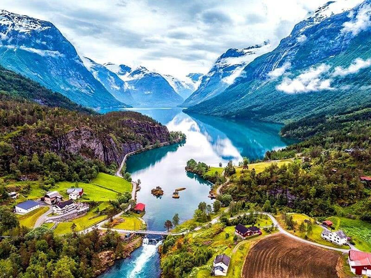 Erbaş misyonu bitmeden gizlice fiyort ülkesi Norveç’i gezdi