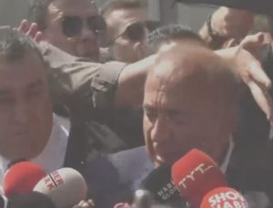 Gürsel Tekin binaya ulaştı: Su şişeleri atıldı…