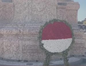 Gürsel Tekin’in bıraktığı çelenk Taksim’den kaldırıldı