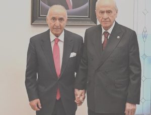 Hikmet Çetin’den dikkat çeken çıkış: CHP-MHP koalisyonu çok başarılı olur