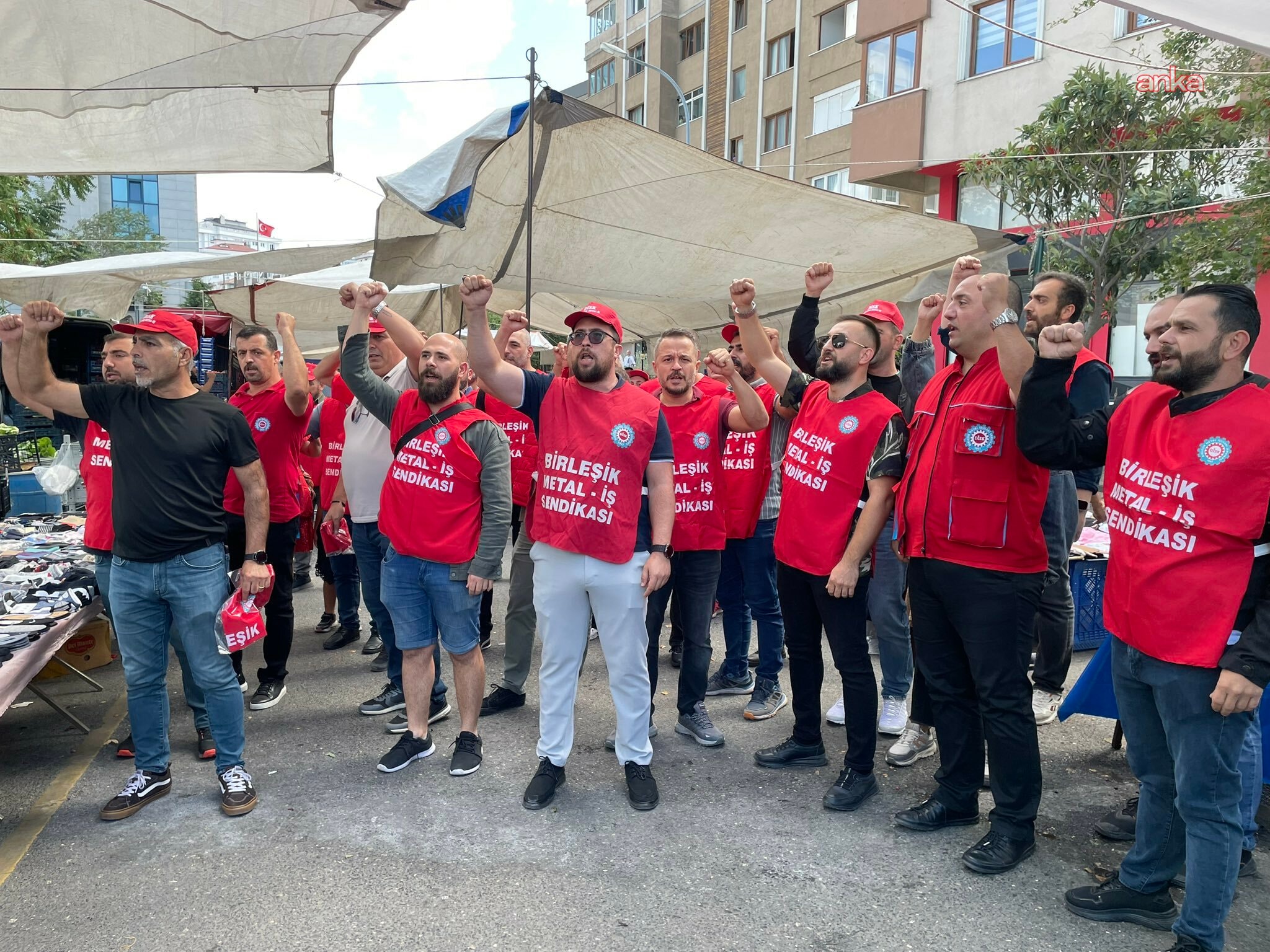 Hyundai Asansör emekçilerinden sendikal hak talebi: “Üç yıldır sabrettik, artık kelam işverende”
