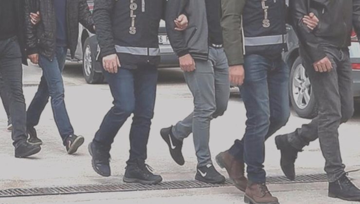 İzmir’deki FETÖ operasyonunda 10 gözaltı