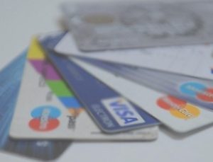 ‘Kredi ve kredi kartı borçları 8 ayda 12 milyar 760 milyon dolar arttı’